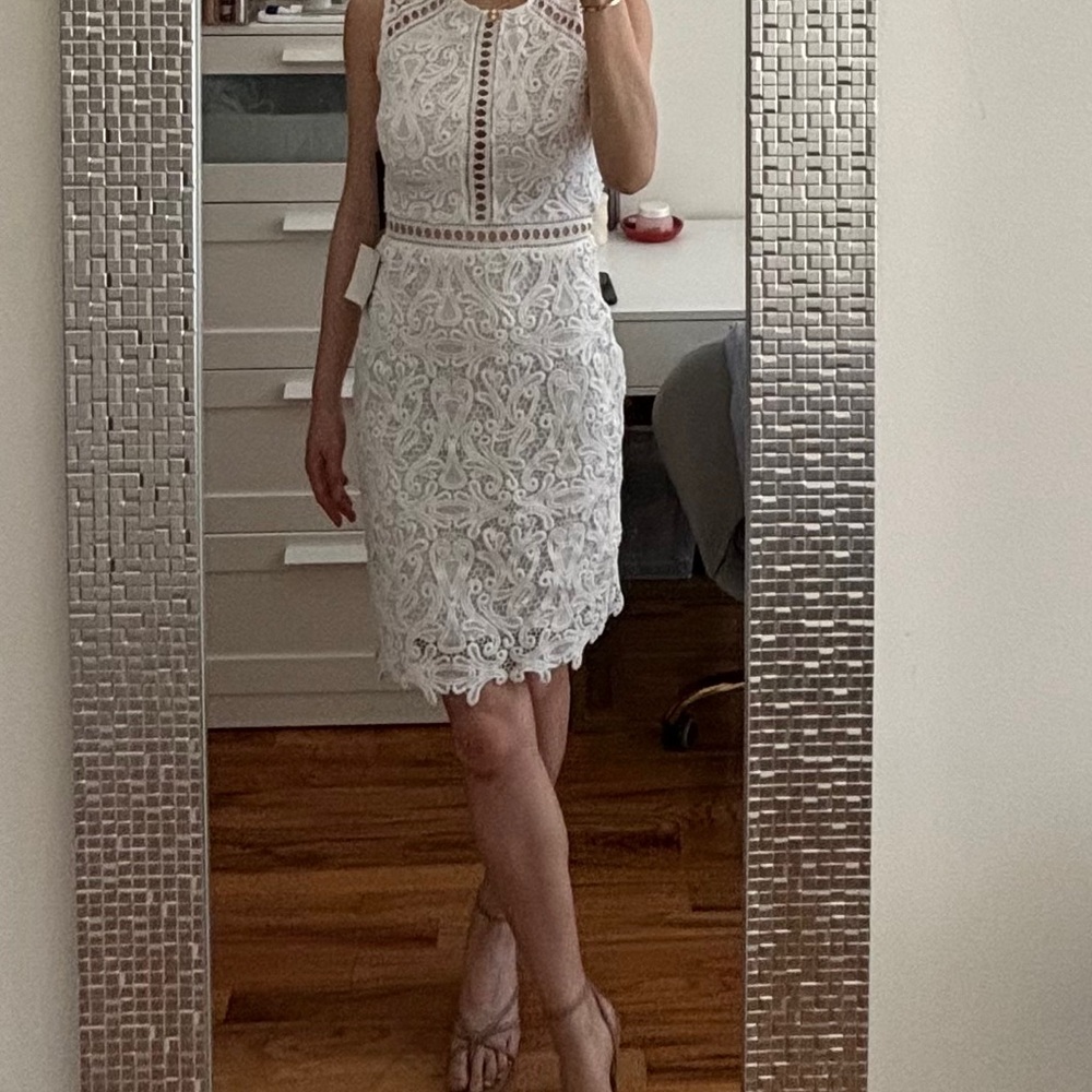 Lulu’s White Lace Dress